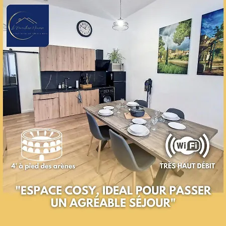 Nimes: L'auguste Centre-ville. Apartment